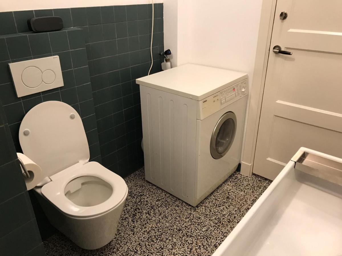 Huis Nummer 1 Eindhoven Dış mekan fotoğraf
